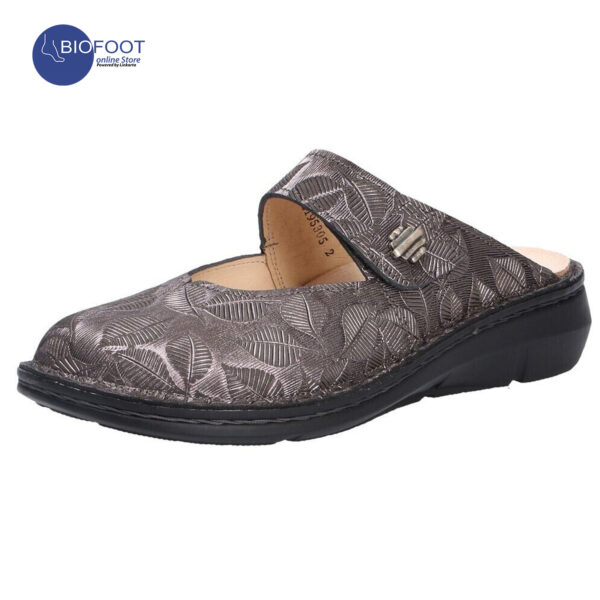 Finn comfort Roseau Leaves Smoke Clogs for Ladies - Image 2