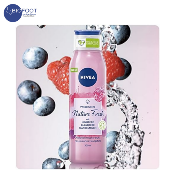 Nivea Refreshing Shower Fresh Blends Raspberry Blueberry Almond Milk 300ml - Image 3