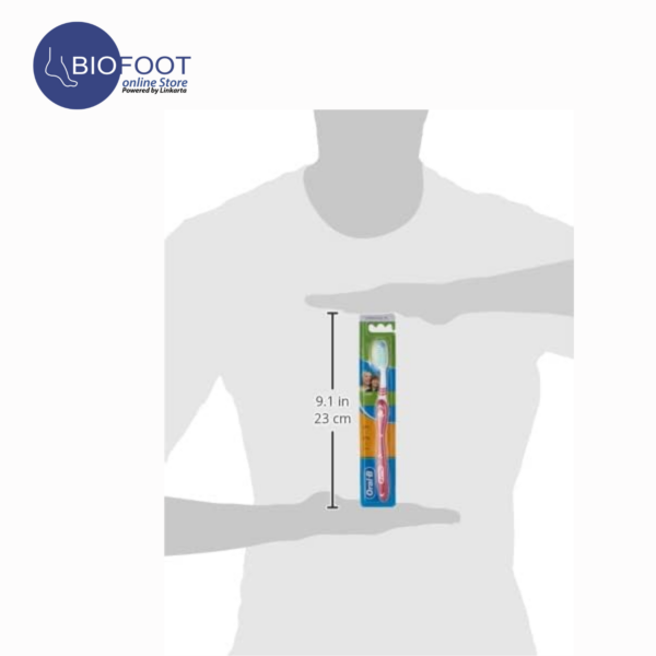 Oral-B 123 Fresh Toothbrush - 40 Medium, Multi Color - Image 2