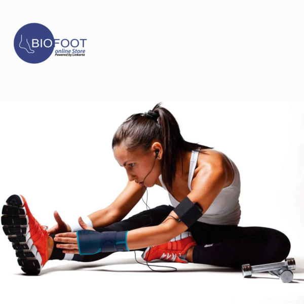 Prim Aqtivo Sport Long Wrist Brace with Strap P704 - Image 3
