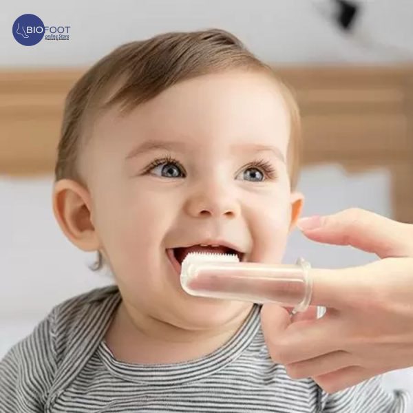 Ezycare Plus Baby Finger Toothbrush with Carry Case - Image 5