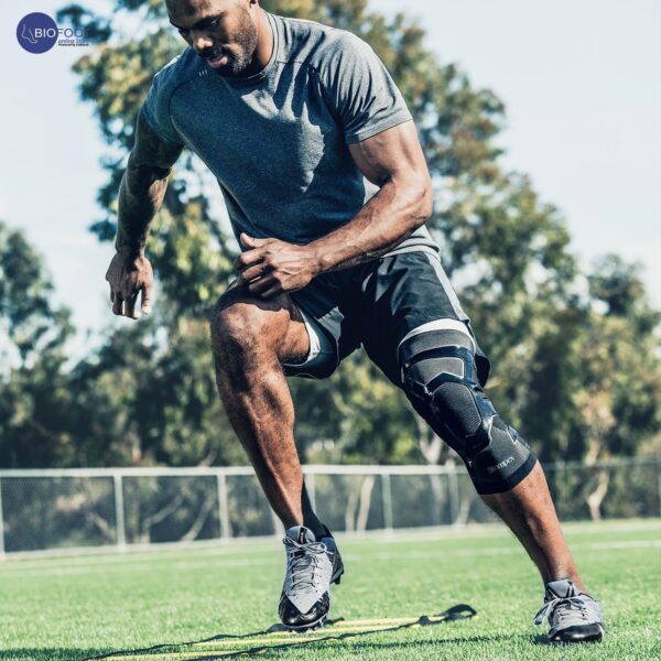 Compex Trizone Knee Brace Black - Image 8