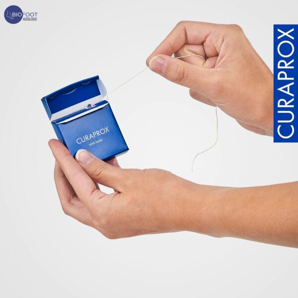 Curaprox Dental Floss DF 850 Daily Dental Floss Curen Microfibre Mint Flavour White 50 m - Image 4