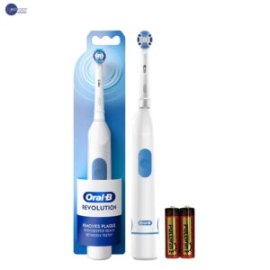 Oral-B  Revolution DB 400.010 Battery Powered Toothbrush 2 Minutes Timer, Remove Plaque with Deeper Reach between teeth, Soft Rubberized Ergonomic Handle 2D Cleaning - White
