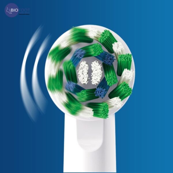 Oral B Pro 1 1000 Rechargeable Toothbrush with Free Braun Satin Hair HD180 - Image 4