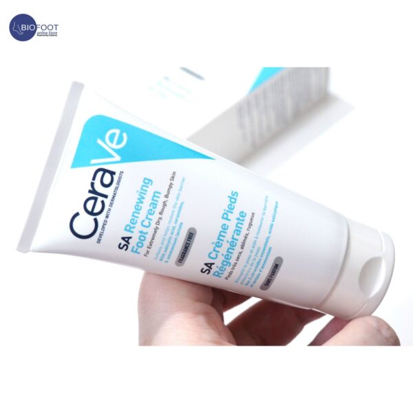 CeraVe SA Renewing Foot Cream | Foot Cream for Dry, Rough, Cracked Feet with Salicylic Acid and Ceramides Fragrance Free 88ml - Image 2